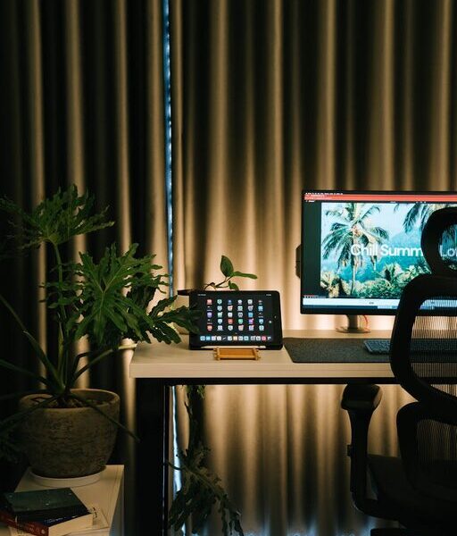 Tips for Creating a Relaxing Home Workspace to Boost Productivity